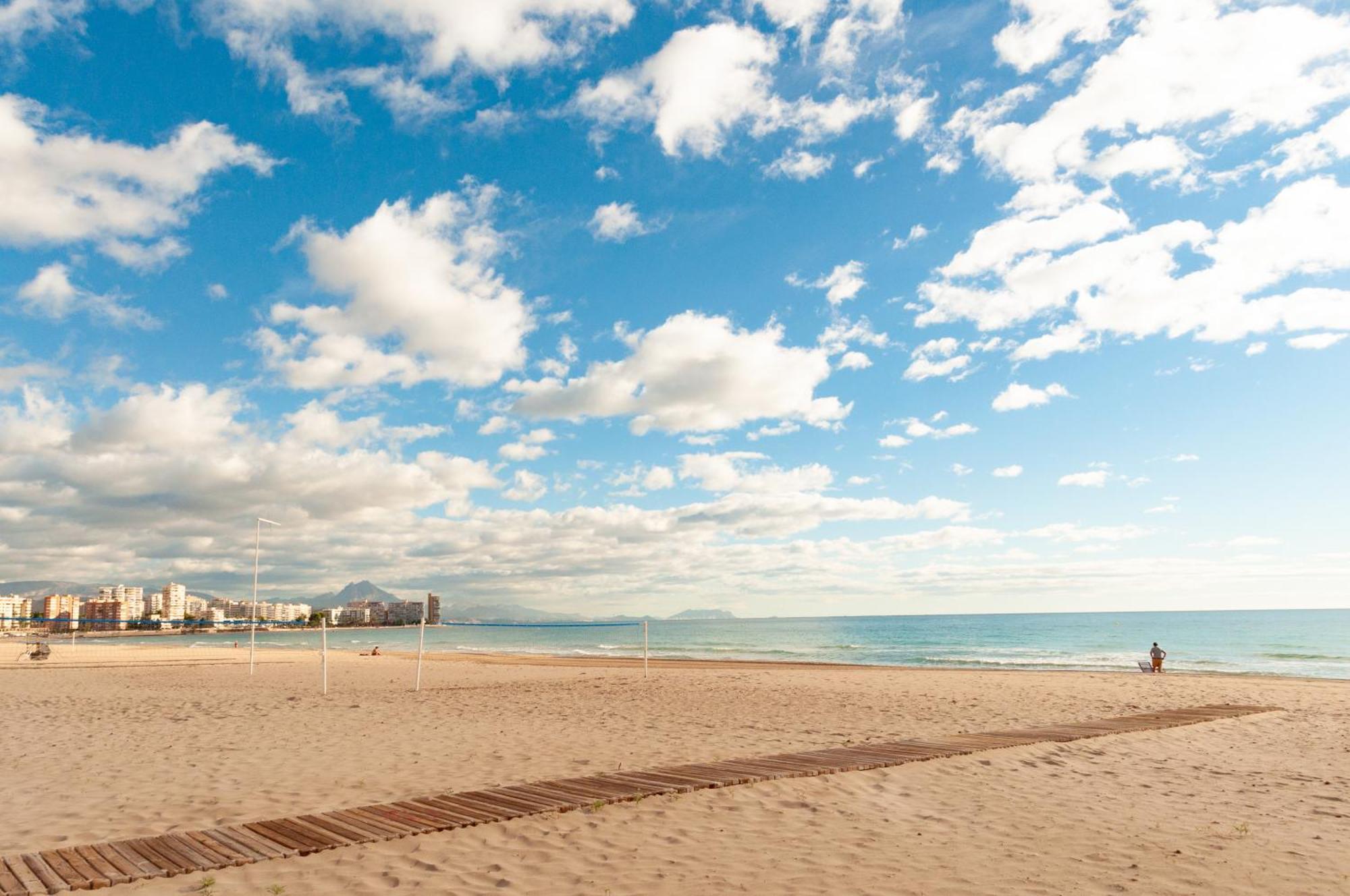 Sohosuites Campello Beach Ел Кампело Екстериор снимка