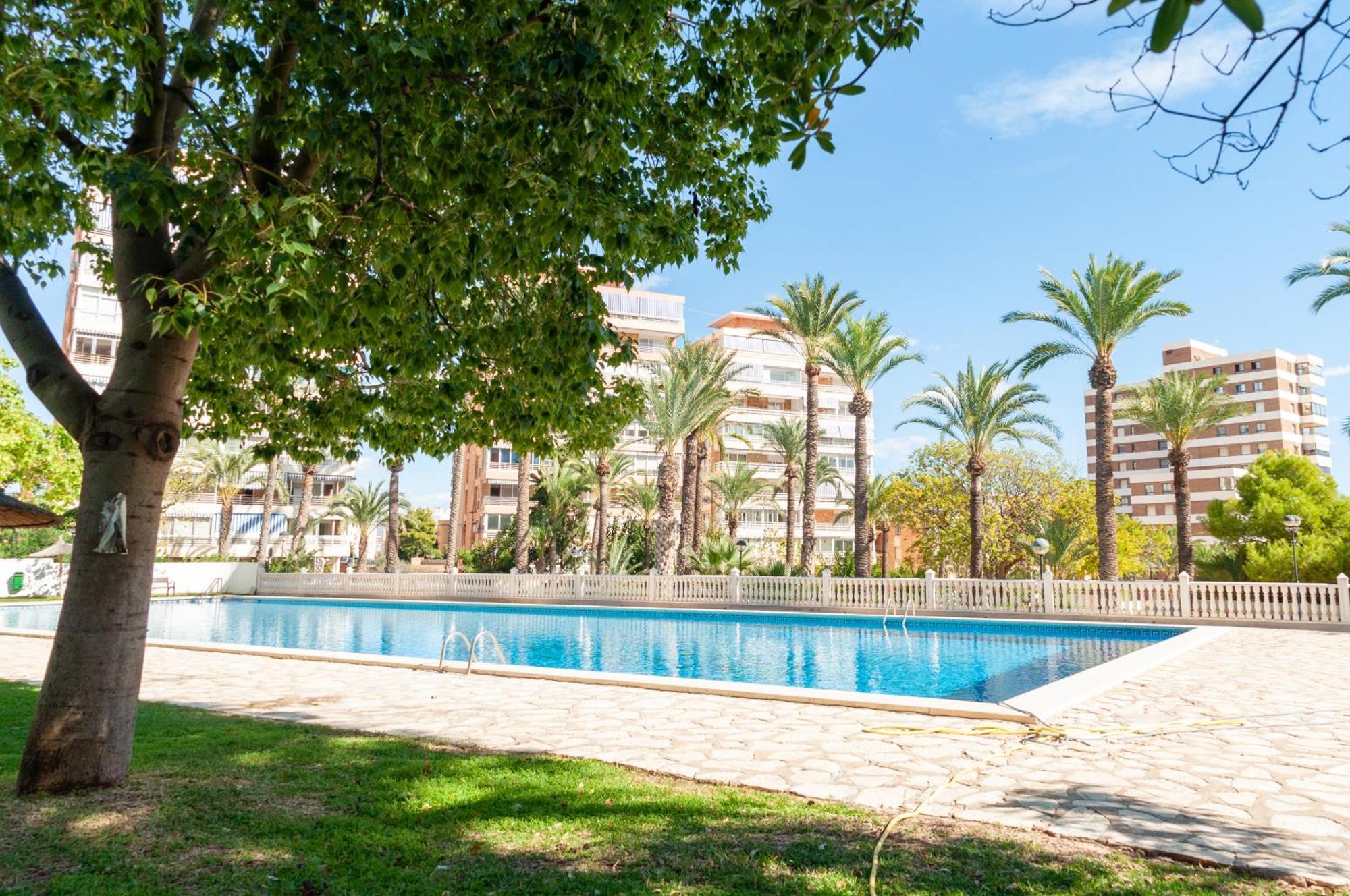 Sohosuites Campello Beach Ел Кампело Екстериор снимка