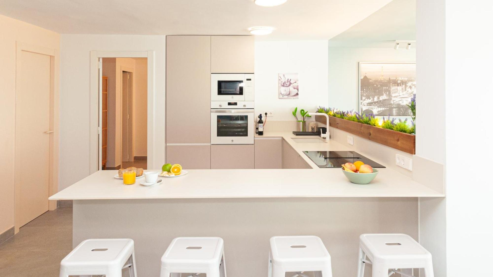Sohosuites Campello Beach Ел Кампело Екстериор снимка